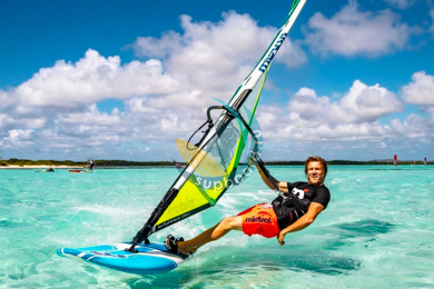 mistral-zonda-6-5m-freeride-windsurfing-rig-legkij.png